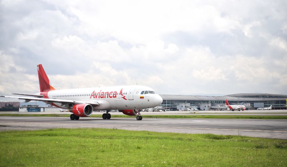 Avianca extiende plan para proteger a pasajeros Avianca entregó un balance operacional del plan de protección a pasajeros con los usuarios que quedaron varados por cuenta de la suspensión de operaciones de las aerolíneas Viva Air y Ultra Air.