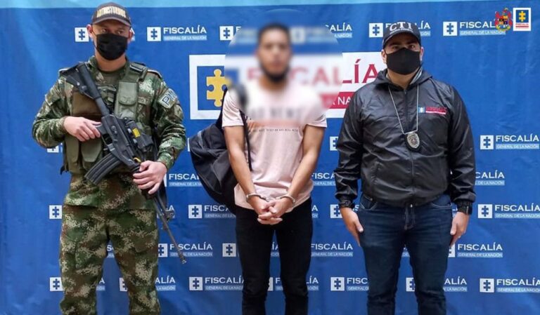A la cárcel hombre que asesinó a su pareja de 15 años