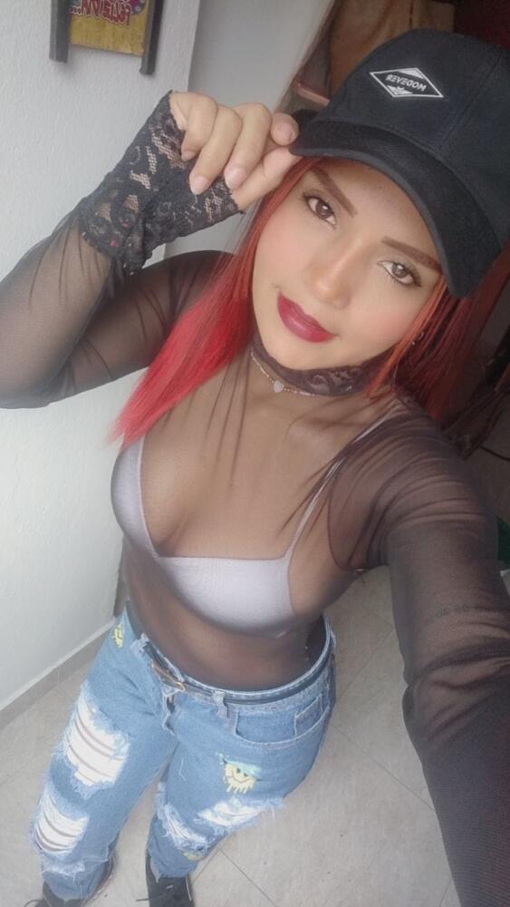 Riña Pasional acaba con Edith: otra mujer le quitó la vida Una noche que pintaba divertida en compañía de sus amigos, en un abrir y cerrar de ojos se convirtió en el peor suplicio para una joven de 24 años, quien decidió salir de rumba por el sector de Patio Bonito, pero fue apuñalada sobre la madrugada de ayer en medio de una riña con otra mujer.