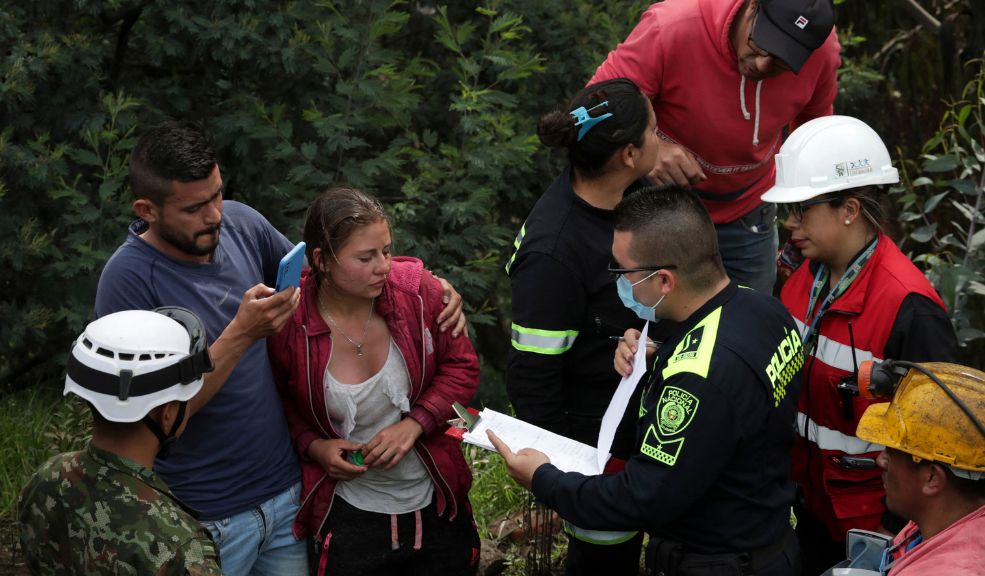 Tragedia en mina de carbón de Cucunuba deja tres muertos y cuatro desaparecidos 8 Tragedia en mina de carbón de Cucunuba deja tres muertos y cuatro desaparecidos Las labores de rescate luego de la tragedia que se presentó en una mina de carbón, en Cucunubá, deja tres muertos y cuatro desaparecidos.