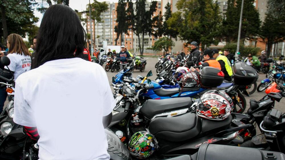 Usuaria de picap denuncia ser víctima de acoso por parte de un conductor Marian Camila Morales denunció que un conductor de una motocicleta que presta sus servicios de transporte a través de la plataforma Picap habría intentado sobrepasarse con ella. La joven asegura que el recorrido solamente duraba unos 28 minutos pero que los sintió como una eternidad debido a los actos de acoso de los que fue víctima.
