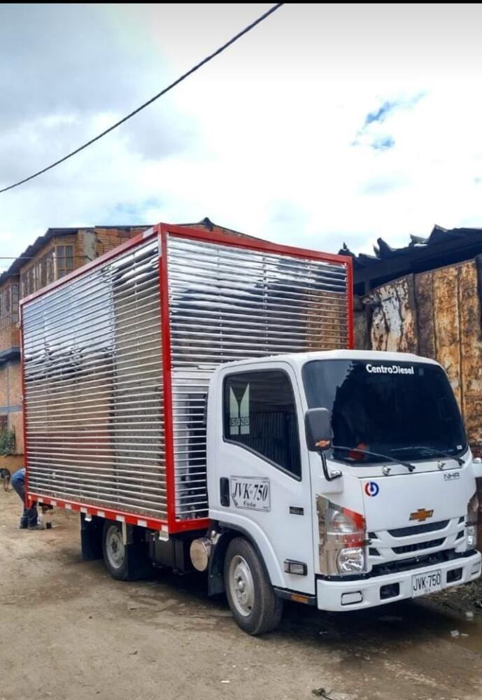 Conductor fue asesinado en un robo Esteban Ramos prestaba el servicio de transporte de carga y se encontraba cumpliendo un trabajo de Bogotá a Medellín, cuando dos delincuentes acabaron con su vida.
