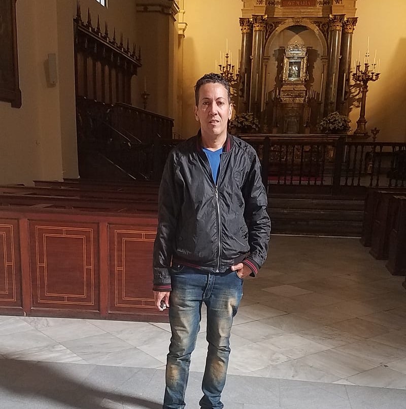 Nuevos detalles del crimen de un enfermero cubano en Kennedy El cuerpo sin vida de un enfermero cubano con nacionalidad colombiana, fue encontrado con signos de violencia dentro de un apartamento en el sector de Calandaima (Kennedy).