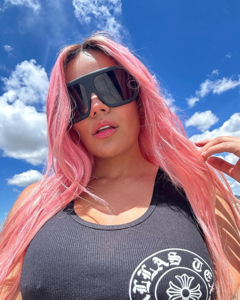 Anuel respondió a los señalamientos de “acoso” hacia Karol G y dijo que ya habló con la artista 1 Anuel respondió a los señalamientos de “acoso” hacia Karol G y dijo que ya habló con la artista 2
