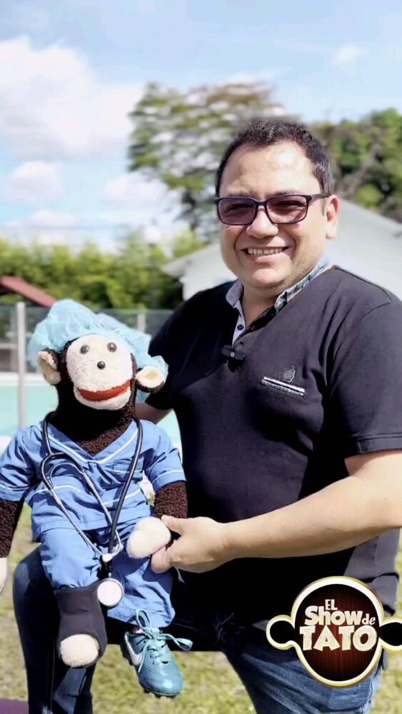 Comediante de 'Sábados Felices' reveló cómo descubrió que sólo tenía un riñón 1 Comediante de 'Sábados Felices' reveló cómo descubrió que sólo tenía un riñón El comediante de 'Sábados Felices', Jorge Muñoz, contó que supo de esta situación porque se realizó unos exámenes de rutina.