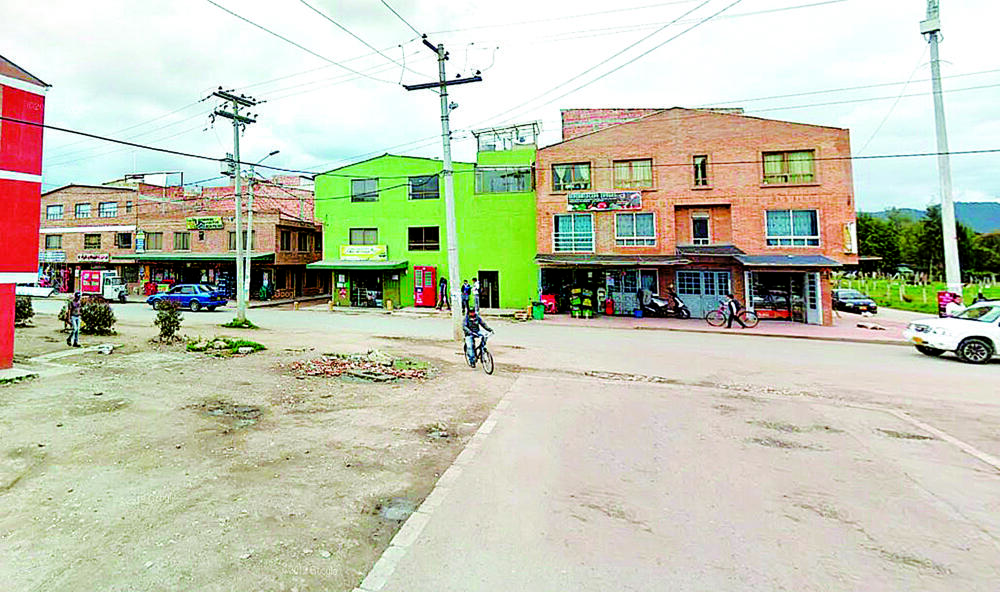 Crimen a puñal en medio de reunión familiar cobró la vida de joven en Chía Un joven de 26 años fue la víctima del crimen a puñal que se presentó en la Vereda Bojacá, en Chía, en medio de una reunión familiar. El agresor fue capturado.