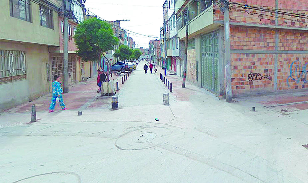 En Bosa: salieron a comprar trago y terminó en riña fatal 1 En Bosa: salieron a comprar trago y terminó en riña fatal Un joven fue la víctima de una riña a puñal que se presentó en el barrio El Regalo, de Bosa, luego de que terminó discutiendo con un joven con el cual iban rumbo a una tienda a comprar licor.