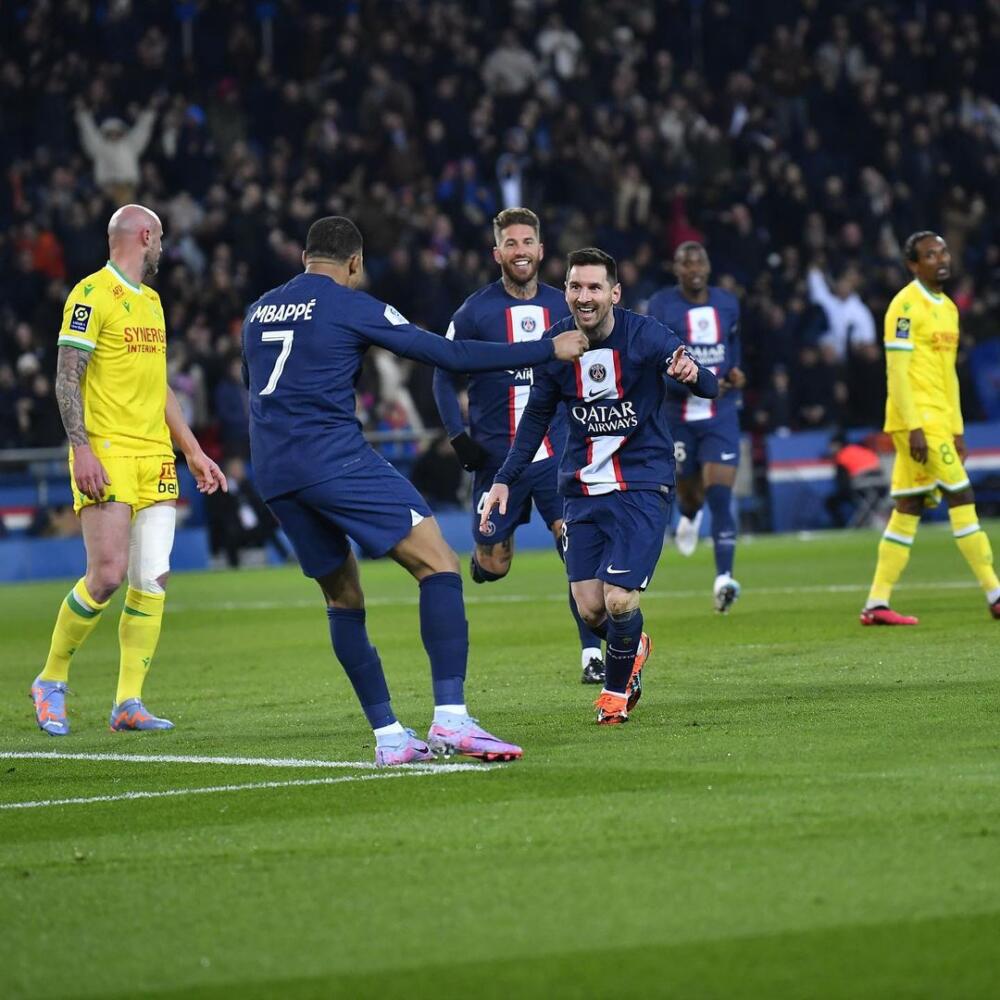 EN VIDEO: Lionel Messi le pidió disculpas a sus compañeros tras el escándalo en el PSG 1 EN VIDEO: Lionel Messi le pidió disculpas a sus compañeros tras el escándalo en el PSG Lionel Messi compartió un video em el que le pidió disculpas a sus compañeros de PSG luego del escándalo que se desató por culpa de su viaje a Arabia Saudita.
