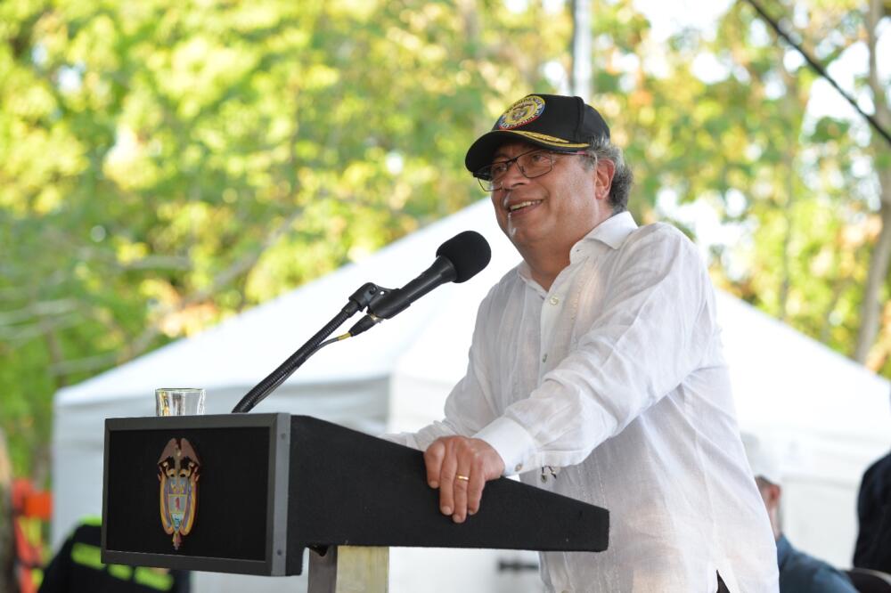 Dura respuesta de las disidencias a Petro tras suspender cese al fuego Las disidencias de las Farc manifestaron que Petro no tenía una voluntad para negociar.