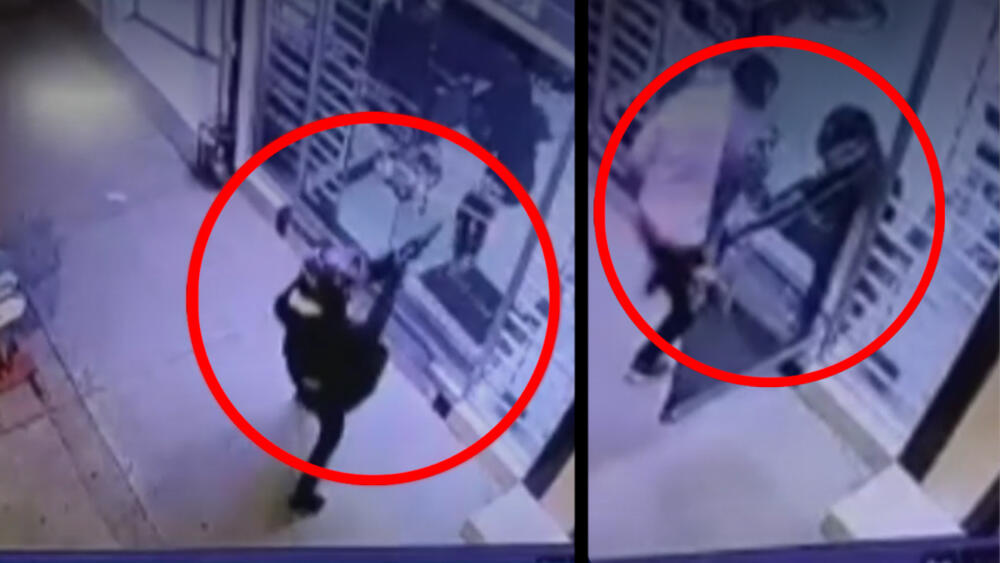 El video del momento en que sicarios le disparan a uniformado del Inpec en Kennedy El pasado 2 de mayo un uniformado del Inpec fue víctima de un intento de sicariato en el barrio Villa Alsacia, en la localidad de Kennedy, justo cuando se encontraba llegando a su vivienda. El intento de sicariato quedó registrado en un video de una de las cámaras de seguridad del establecimiento.