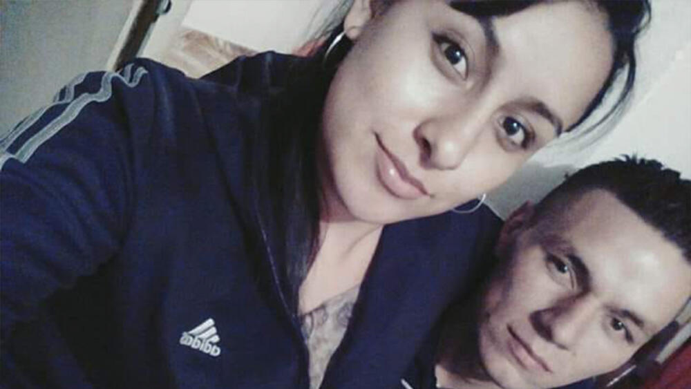 Érika le suplicó a su verdugo que no la matara: testigos del feminicidio 8 Érika le suplicó a su verdugo que no la matara: testigos del feminicidio Testigos del lamentable hecho manifestaron que Érika le suplicó a su asesino que no la matara. Hay más detalles de lo sucedido.