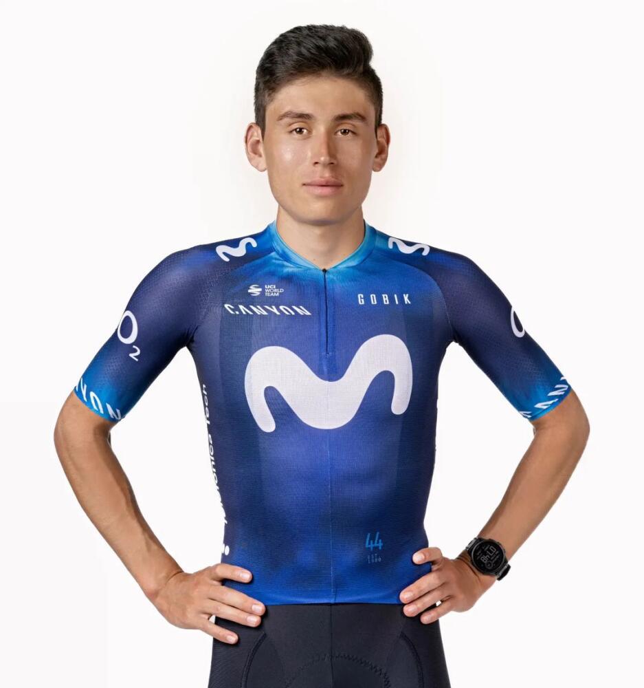 Estos son los colombianos que participarán en el Giro de Italia 1 Estos son los colombianos que participarán en el Giro de Italia Cuatro ciclistas colombianos harán parte de la edición 106 del Giro de Italia, la cual comenzará mañana con una contrarreloj individual.