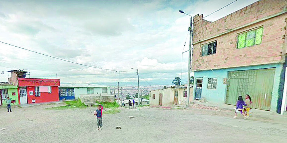 Homicidio a bala en Soacha De acuerdo con las indagaciones preliminares, un hombre fue ultimado con arma de fuego en el barrio Loma Linda, de Soacha.