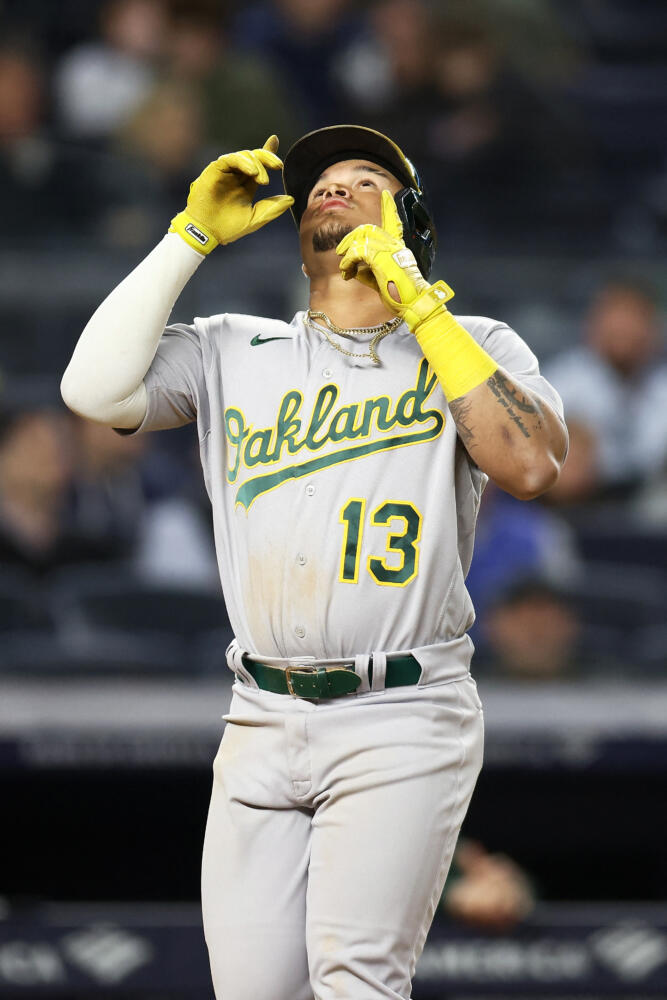 Jordan Díaz, el colombiano que la sacó del estadio en las Grandes Ligas de Béisbol 1 Jordan Díaz, el colombiano que la sacó del estadio en las Grandes Ligas de Béisbol El pelotero hizo historia al ser el primer colombiano en conectar tres jonrones en un partido. Le contamos cómo logró esta gesta deportiva.