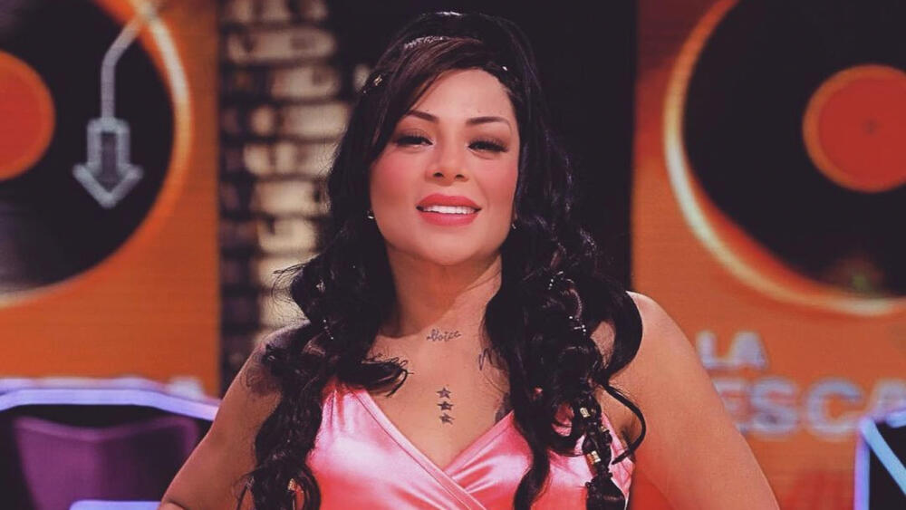 Marbelle se burló de las celebridades que apoyaron a Petro Tras la carta que le enviaron varias artistas y celebridades nacionales al presidente Gustavo Petro, la cantante Marbelle salió a hablar sobre el hecho en redes sociales y se les burló luego de lo sucedido, e incluso aprovechó para tirarle varias puyas al mandatario.