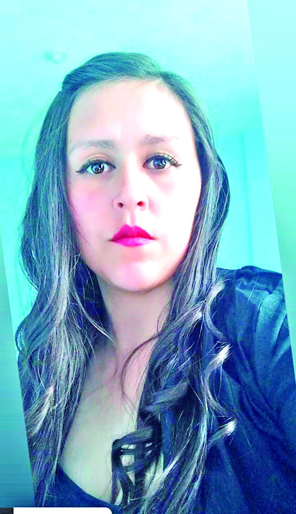 Menor fue apuñalado por otro compañero dentro de colegio de Usme Un menor de 14 años fue herido con un arma blanca dentro de su salón de clases por uno de sus compañeros. Ocurrió en un colegio de Usme