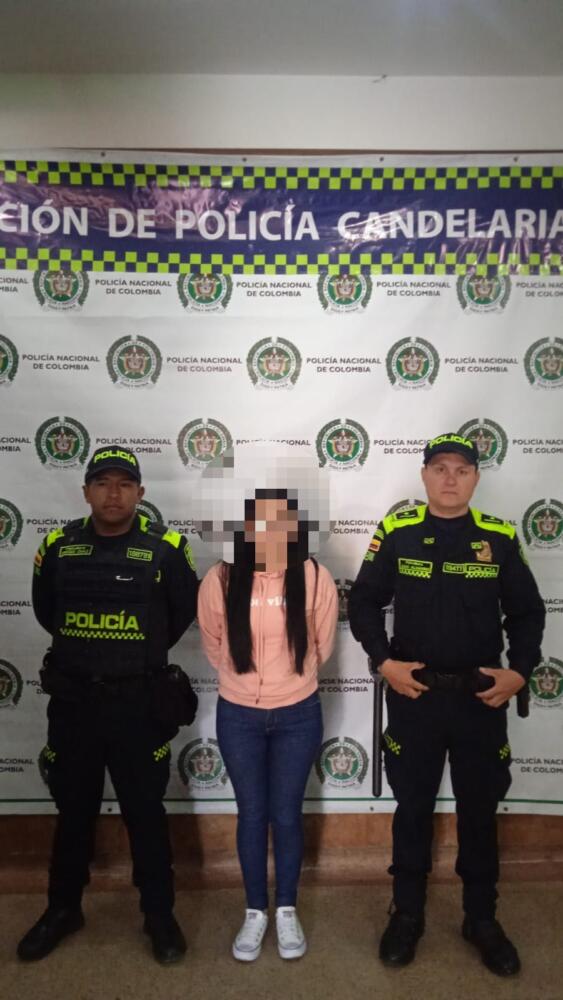 Operativos contra la extorsión en Kennedy y La Candelaria dejaron cinco capturados Cinco personas fueron capturadas en operativos efectuados en Kennedy y La Candelaria contra la extorsión.