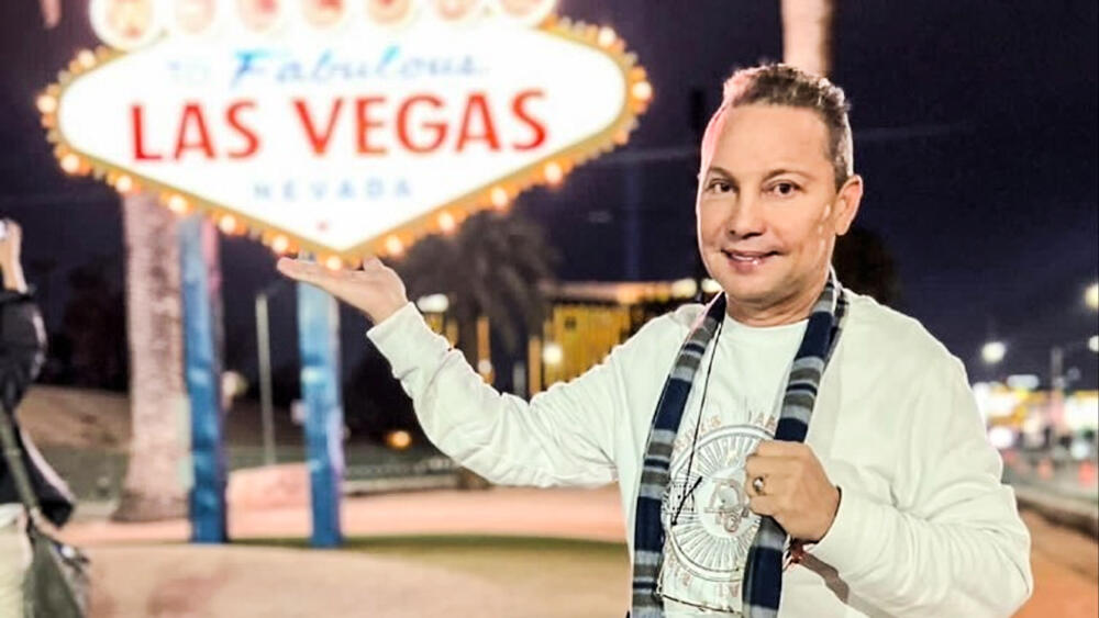 Por música de Giovanny Ayala, una mujer intentó quitarse la vida y ¡hasta lo demandaron! Una mujer demandó a Giovanny Ayala ante la Fiscalía por ser el supuesto culpable del intento de suicidio de su hija.
