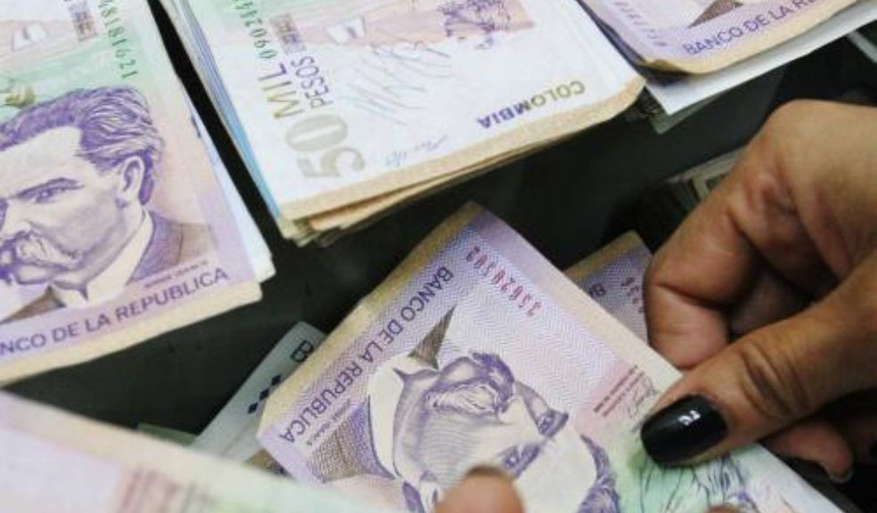 ¿Sabe cuánto le deben pagar por la prima de mitad de año?
