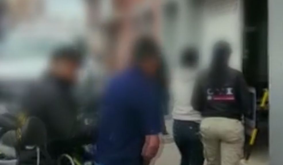 Indignante: Un hombre abusaba a su hijastra con permiso de la madre de la menor