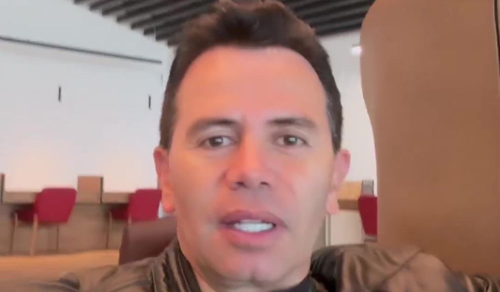 A Jhonny Rivera lo visitó un muerto cuando era carpintero