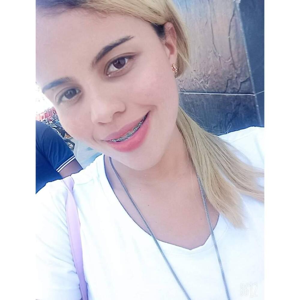 Su amiga la asesinó para inducirle el embarazo y robarse el bebé Luz Neida Betín Valdovino fue vilmente asesinada por una amiga, quien le indujo el parto y se le robó a su bebé.