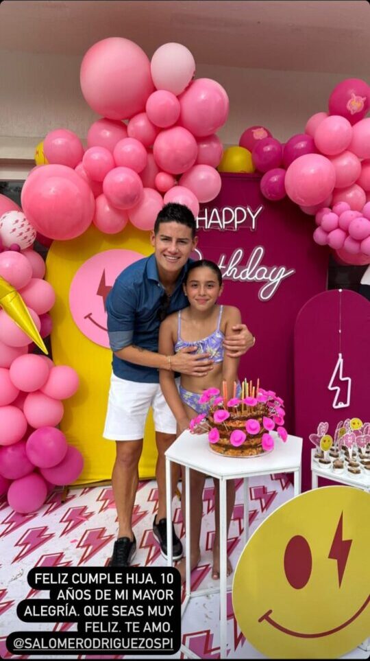 James Rodríguez y Daniela Ospina juntos en el cumpleaños de su hija