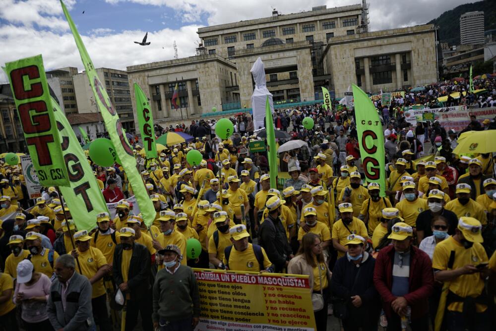 Así avanzan las manifestaciones del Primero de Mayo 1 Así avanzan las manifestaciones del Primero de Mayo En conmemoración del Día Internacional del Trabajo, este lunes se dio inicio a una serie de manifestaciones en diferentes puntos de la capital.
