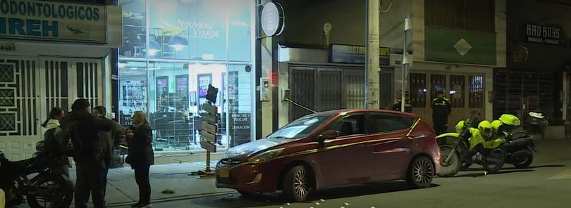 Ataque sicarial a guardia de La Picota 1 Ataque sicarial a guardia de La Picota Guardia de la cárcel La Picota fue atacado por sicarios afuera de su casa en la localidad de Kennedy.