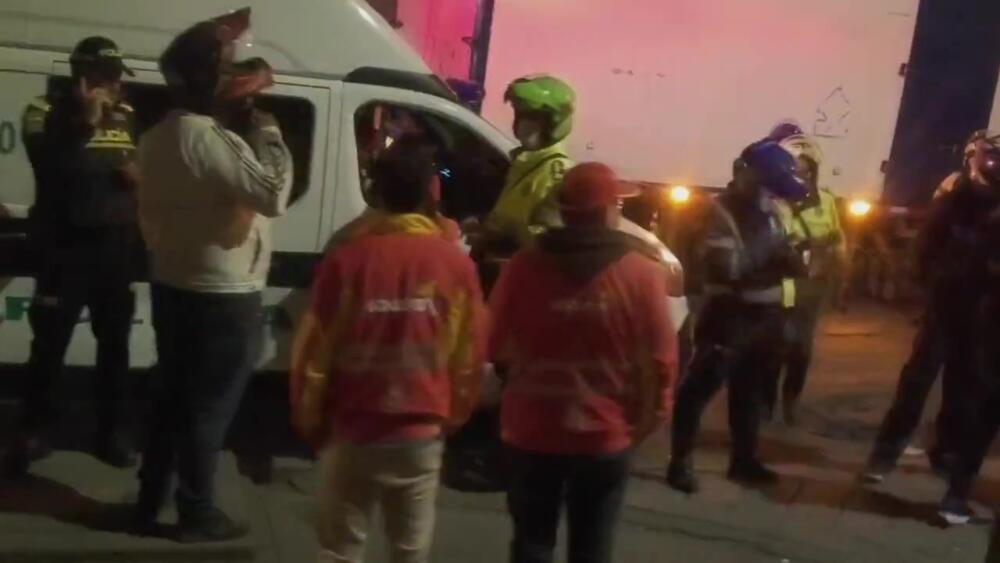 Tremenda fiesta ilegal en la sede de un juzgado en Kennedy