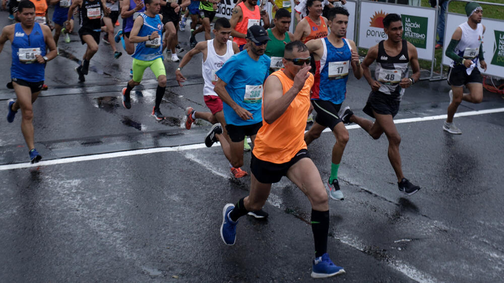 ¡Ojo! Cerca del 27.5 % de la población mundial estaría en riesgo por no practicar deporte 1 ¡Ojo! Cerca del 27.5 % de la población mundial estaría en riesgo por no practicar deporte Practicar deporte podría reducir el riesgo de sufrir problemas de salud, de acuerdo con lo que indicó la Organización Mundial de la Salud.