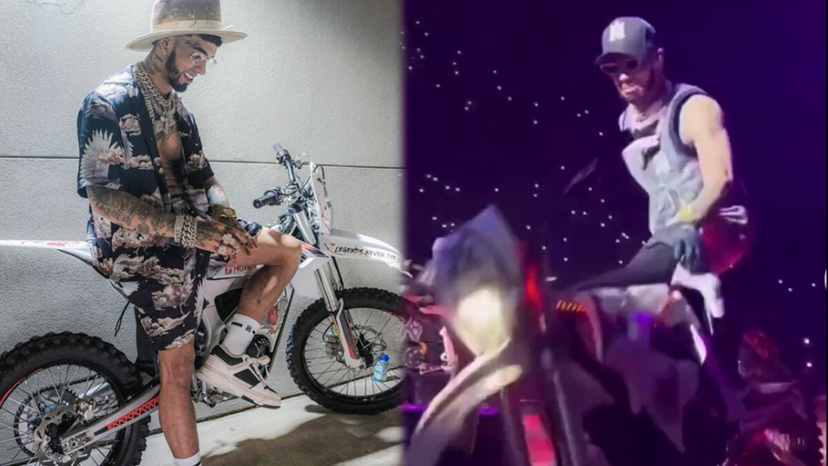 ¡Peligro al volante! Anuel AA dejó caer una moto sobre su público en pleno concierto Le mostramos las imágenes del momento en que el que el cantante Anuel AA casi provoca una tragedia en un concierto que dio en Nueva York, Estados Unidos.