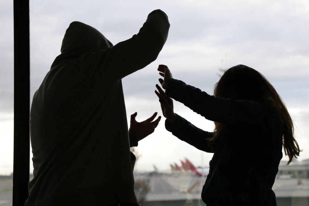 ¿Por qué el día de la madre es uno de los más violentos del país? Un día que debe ser una fecha única y llena de amor se ha convertido en una de las fechas más violentas en el país. De hecho, esta fecha tan esperada puede brindar alegría a algunas madres, pero tristezas para muchas.