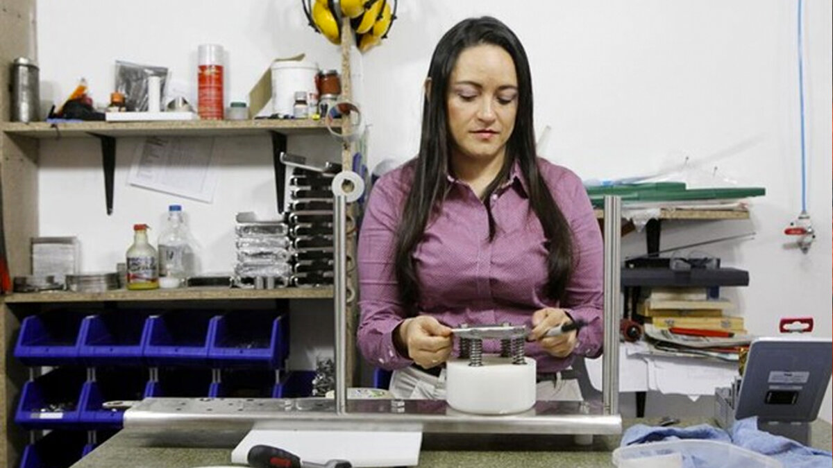 Abren convocatoria para emprendedores Los emprendedores tendrán la posibilidad de acceder a “Impulso emprendedor”, un programa gratuito que tiene como objetivo educar a los microempresarios en temas de marketing, finanzas, ventas y administración.