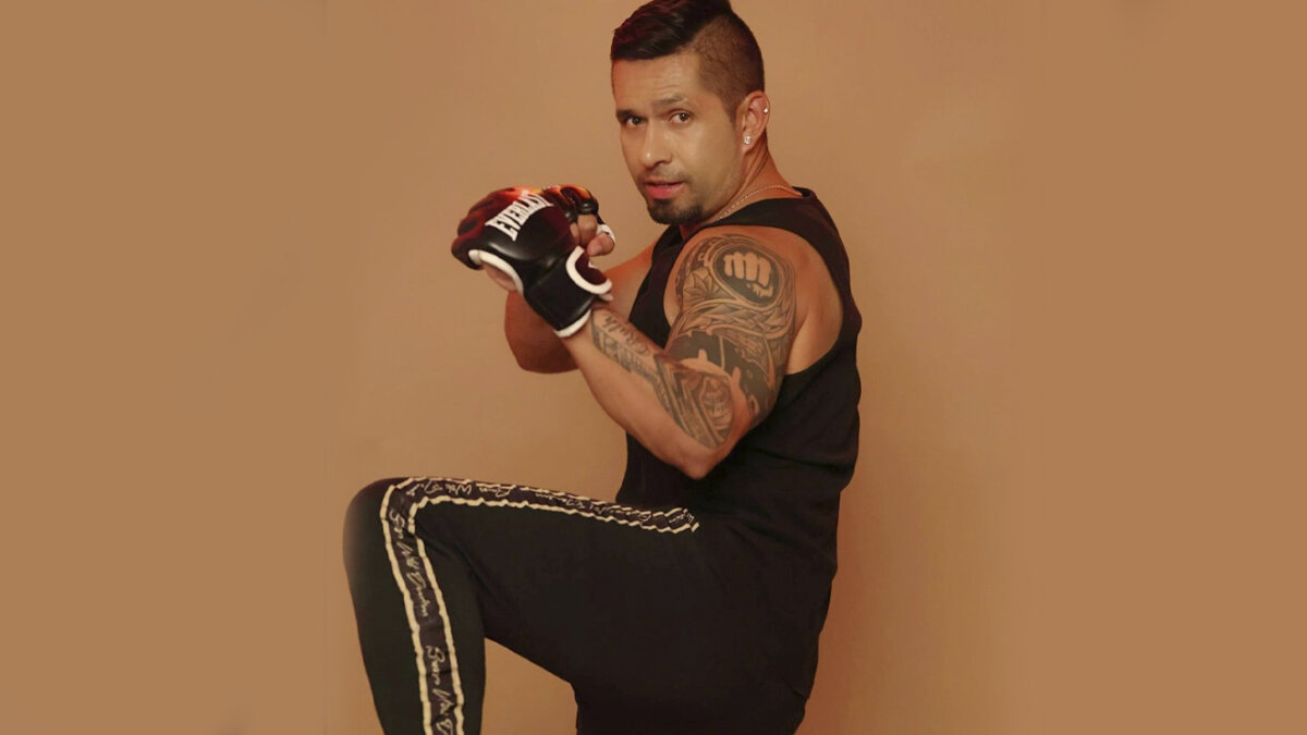 mmb 26 junio, 2023 Alexfitbox nos enseña su método pa sacar un cuerpazo Redacción Media Maratón Cuando Alexfitbox empezó a ser entrenador no tenía más que su conocimiento como educador físico y unas ganas enormes... 14 junio, 2023 Estos son los mejores momentos para hacer actividad física Lenard Andrés Castellón Ramírez Media Maratón Según la Organización Mundial de la Salud (OMS), la actividad física es cualquier movimiento que realiza nuestro cuerpo, en estos se... 17 mayo, 2023 Atletas calientan motores para la Media Maratón de Bogotá Lenard Andrés Castellón Ramírez Media Maratón Edwin Soi y Angela Tanui, de Kenia, encabezan la lista de los primeros atletas confirmados para lo que será... 16 mayo, 2023 Una dieta más sana aumenta los niveles de energía y vitalidad Redacción Media Maratón Llevar una dieta saludable tiene muchos beneficios para el organismo, pero además mejora la forma física.