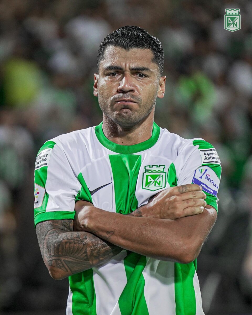 Así han quedado los encuentros entre Millonarios y Atlético Nacional por finales Tres títulos han definido Nacional y Millonarios, pero esta será la primera vez que se jugará por una estrella del rentado nacional. Los finales favorecen 2 a 1 a los verdes, y con esta definición los azules esperan empatar las acciones.