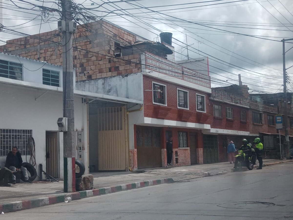Así se desató la riña que acabó con Juan Sebastián en Suba Se conocen detalles del crimen de Juan Sebastián, registrado este fin de semana en Suba: se descarta que hinchas de Millonarios lo hayan asesinado.