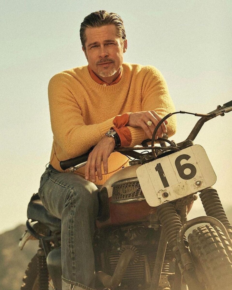 Estafó a una mujer haciéndole creer que era Brad Pitt 1 Estafó a una mujer haciéndole creer que era Brad Pitt Una mujer denunció a través de su abogado ser víctima de estafa por parte de un hombre que conoció a través de redes sociales, y quien por medio de engaños y artimañas le hizo creer que era el actor Brad Pitt, y hasta le sacó dinero.