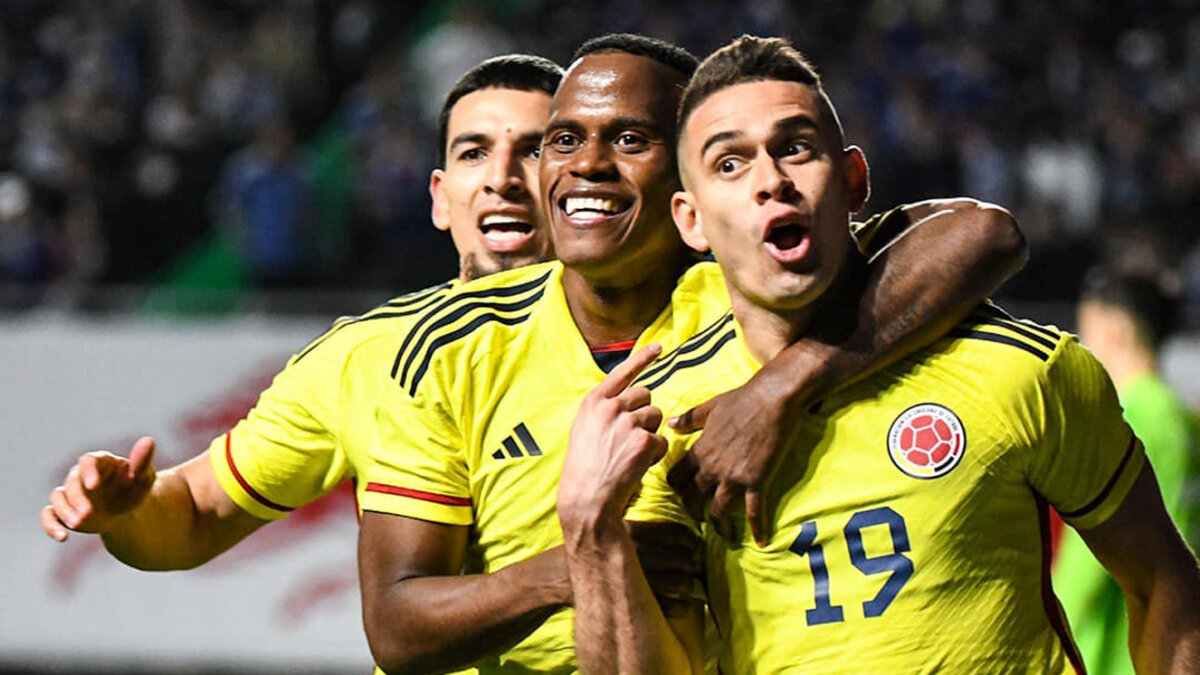Con aires de renovación: la Selección Colombia se medirá esta tarde ante Irak 8 Con aires de renovación: la Selección Colombia se medirá esta tarde ante Irak A partir de las 2:00 p.m. la Selección Colombia enfrentará a Irak en el primero de los dos juegos amistosos que tiene programados en Europa. El próximo martes será el segundo duelo ante Alemania,