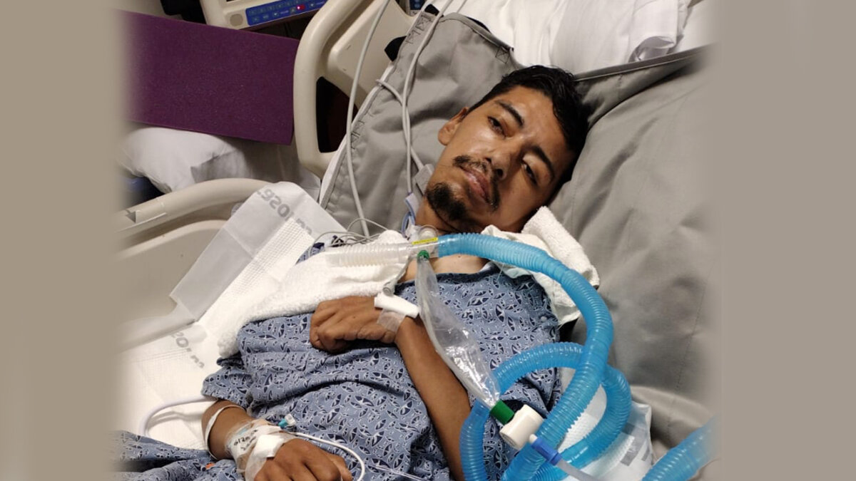 Familia de joven colombiano pide ayuda para poderlo trasladar de EE.UU. a Colombia 1 Familia de joven colombiano pide ayuda para poderlo trasladar de EE.UU. a Colombia El joven salió desde el barrio Policarpa, en Antonio Nariño, hacia Estados Unidos y por culpa de un accidente que hoy lo tiene con muerte cerebral, su familia pide ayuda para poder trasladar al muchacho desde EE.UU. hasta Colombia.