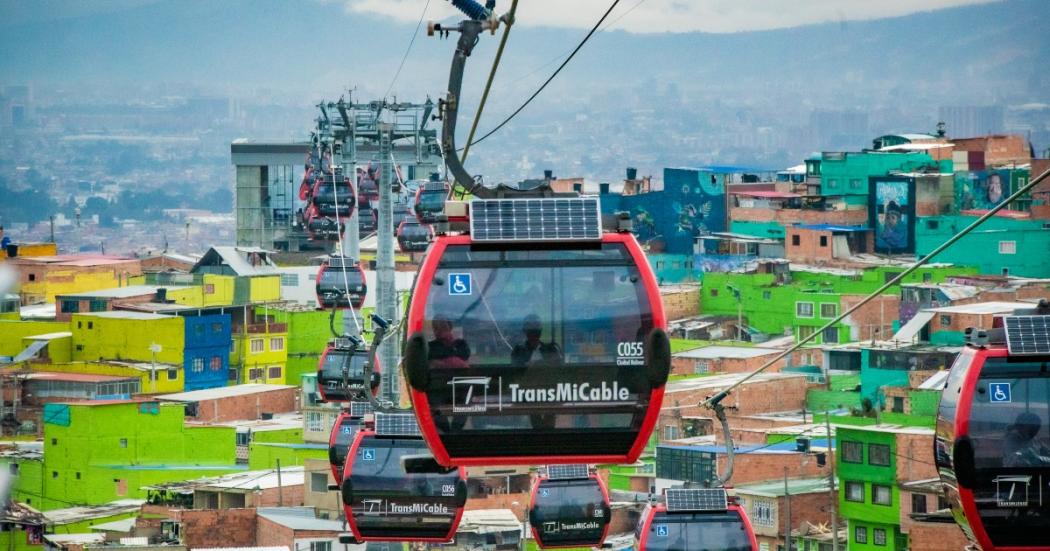 En Ciudad Bolívar: El Paraíso pasa aceite por culpa del TransMiCable 1 En Ciudad Bolívar: El Paraíso pasa aceite por culpa del TransMiCable Los habitantes de Ciudad Bolívar denuncian problemas en la movilidad de los residentes del sector de El Paraíso debido a las obras de mantenimiento que tienen suspendido el servicio de TransMiCable.