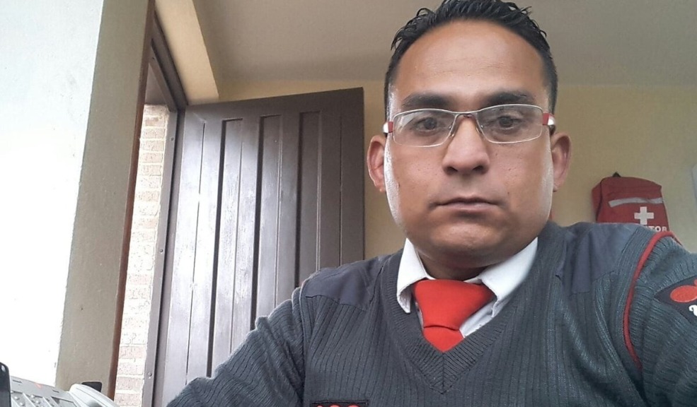 Macabro: hallan cadáver en el río Bogotá Hallan un cuerpo flotando en el río Bogotá, muy cerca de las pistas de aterrizaje del aeropuerto internacional El Dorado.