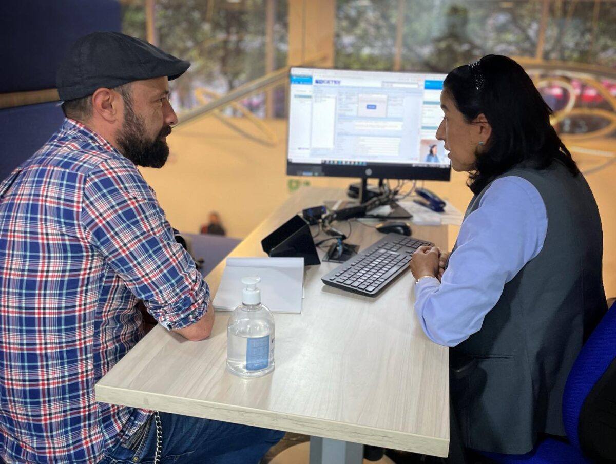 Icetex suspenderá 10 mil créditos a beneficiarios en condición de discapacidad El Icetex confirmó que suspenderá 10.000 créditos para estudios que habían sido otorgados a beneficiarios en condición de discapacidad.
