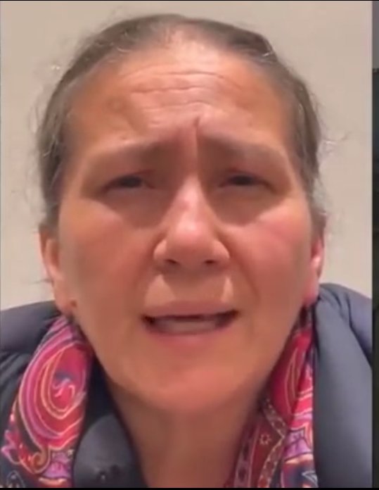 Supuesto testigo que habló con el coronel Dávila antes de morir salpicó a Petro La revista Semana reveló que tuvo contacto con un supuesto testigo que estuvo conversando con el coronel Óscar Dávila antes de su muerte, por el momento se mantendrá de manera confidencial la identidad de esta persona, sin embargo, según el medio citado, hizo fuertes señalamientos que salpican al presidente Gustavo Petro. La clave de este escándalo está en un dinero que se perdió en la casa de Laura Sarabia, exjefe del gabinete presidencial.