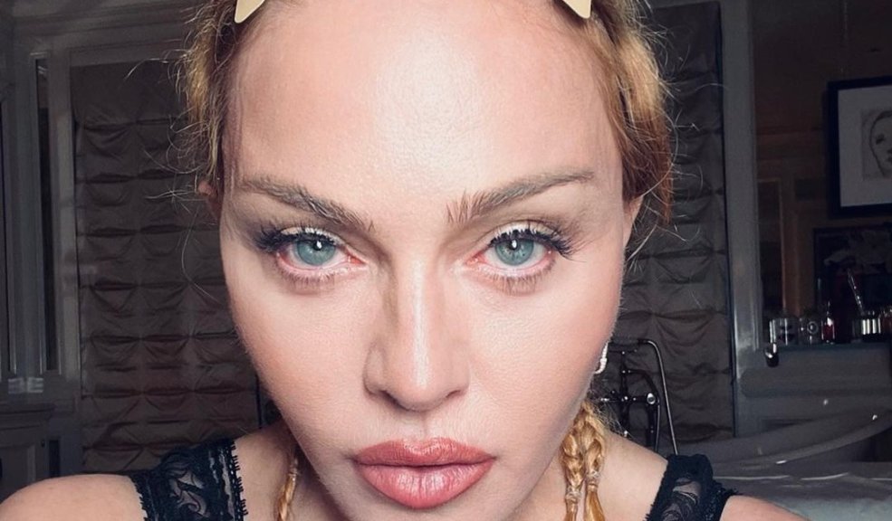 Madonna está en cuidados intensivos por grave infección La cantante Madonna se encuentra hospitalizada por una infección bacteriana.