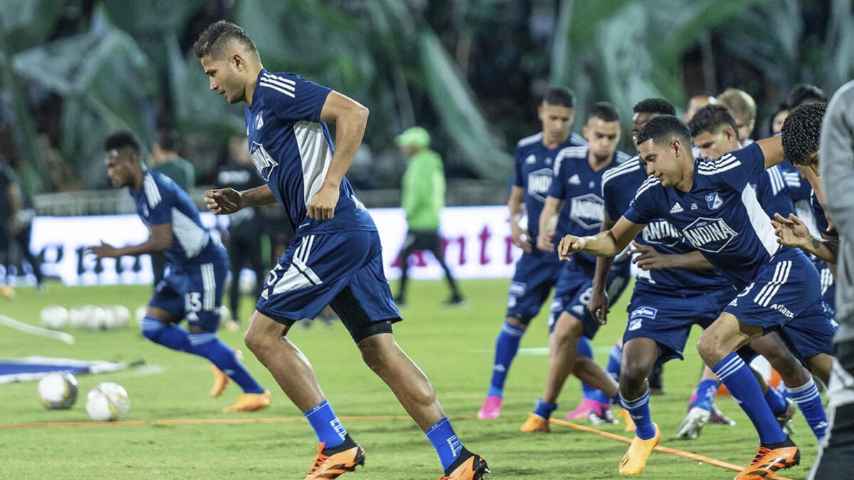 Millos se alista para dar la pelea en su casa En Millonarios hay ilusión y motivación, y cómo no. Después del partidazo que jugó frente a Nacional en la ida de la final de la Liga, al sacar un valioso empate por 0-0, el equipo ‘Embajador’ deberá prepararse para la definición del título, hoy a las 7:00 p.m. en El Campín. En Q’HUBO le contamos algunas novedades que hay de cara a este compromiso.