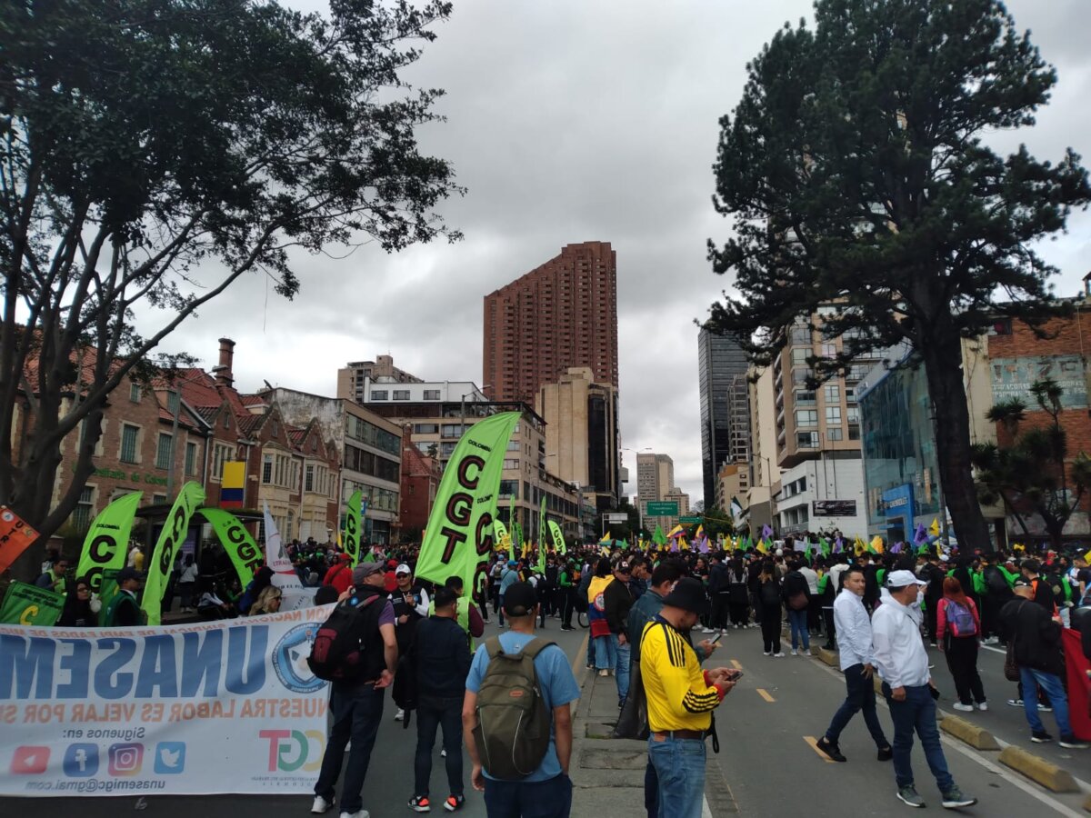 Pille cómo avanzan las manifestaciones a esta hora 1 Pille cómo avanzan las manifestaciones a esta hora Este miércoles se dio inicio a una nueva jornada de manifestaciones en el país.