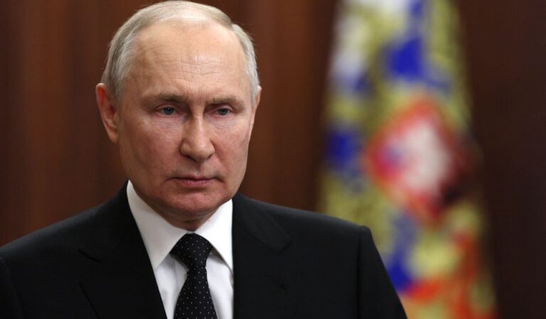 Putin huye del Kremlin tras "traición" del grupo Wagner