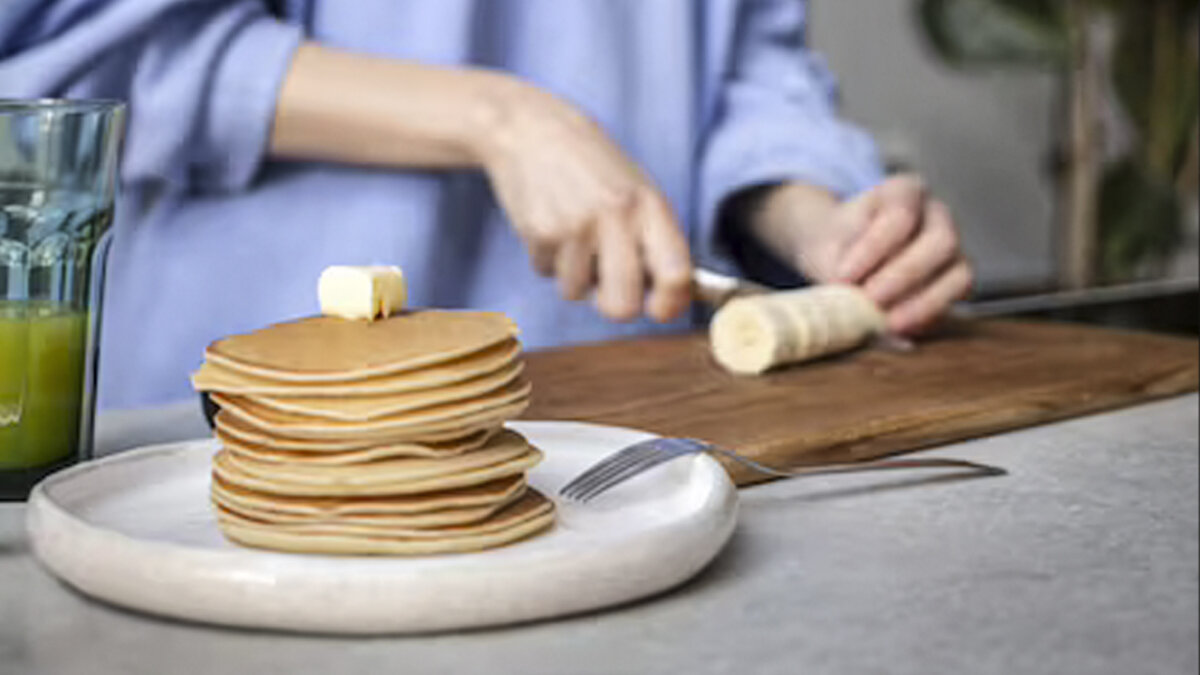 Prepare Deliciosos y fáciles Panqueques caseros Pille cómo puede preparar de manera fácil y rápida los conocidos panqueques.