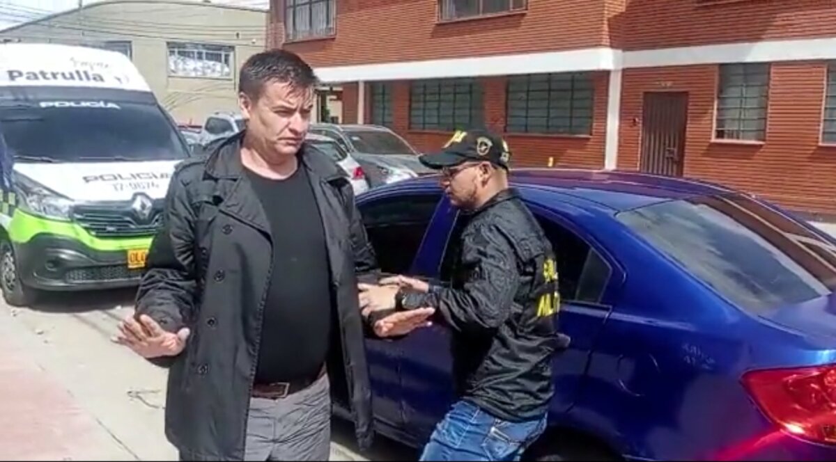 Recapturaron al responsable de la desaparición de Helena Laserna 1 Recapturaron al responsable de la desaparición de Helena Laserna Agentes del Gaula Militar y del CTI de la Fiscalía reportaron la captura de Camilo Fidel Pinzón Gómez, quien es el responsable de la desaparición forzada de su hijastra Helena Laserna, nieta de Mario Laserna Pinzón, fundador de la Universidad de Los Andes.